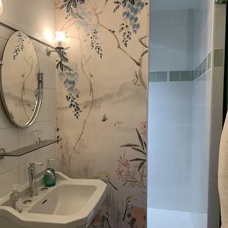 Bed & Breakfast La Croix Blanche 4*